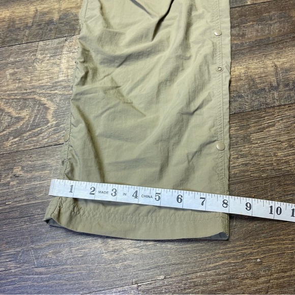 Rei Co-op Cargo Pants Mens 34x30 Tan Convertible Roll Tab Snap Hiking Outdoor - Picture 8 of 15